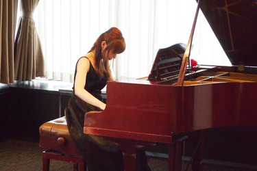 ピアニスト（磯部澄葉さん）