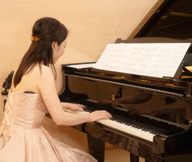 ピアニスト（戸谷誠子さん）